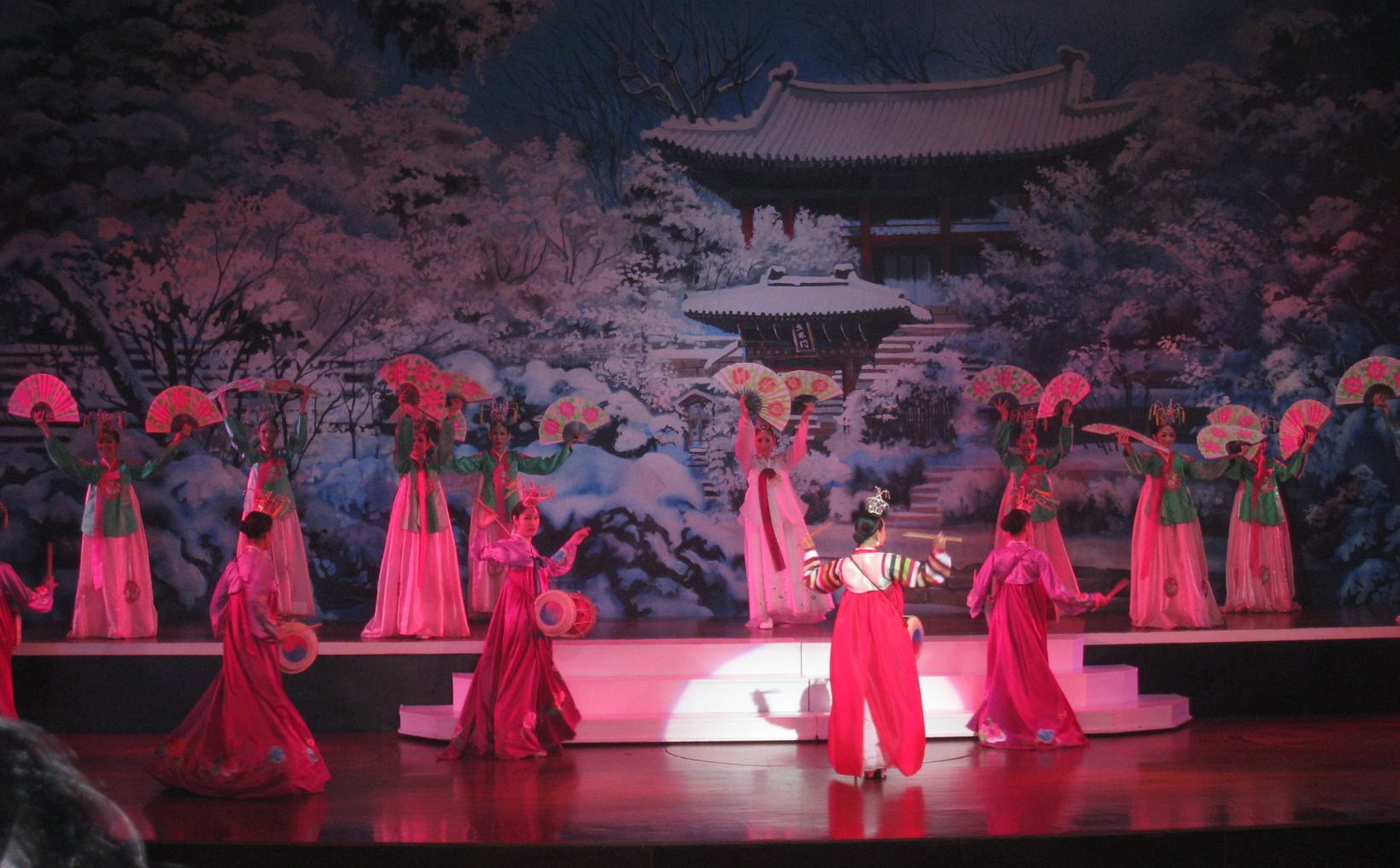 A Pattaya cabaret show