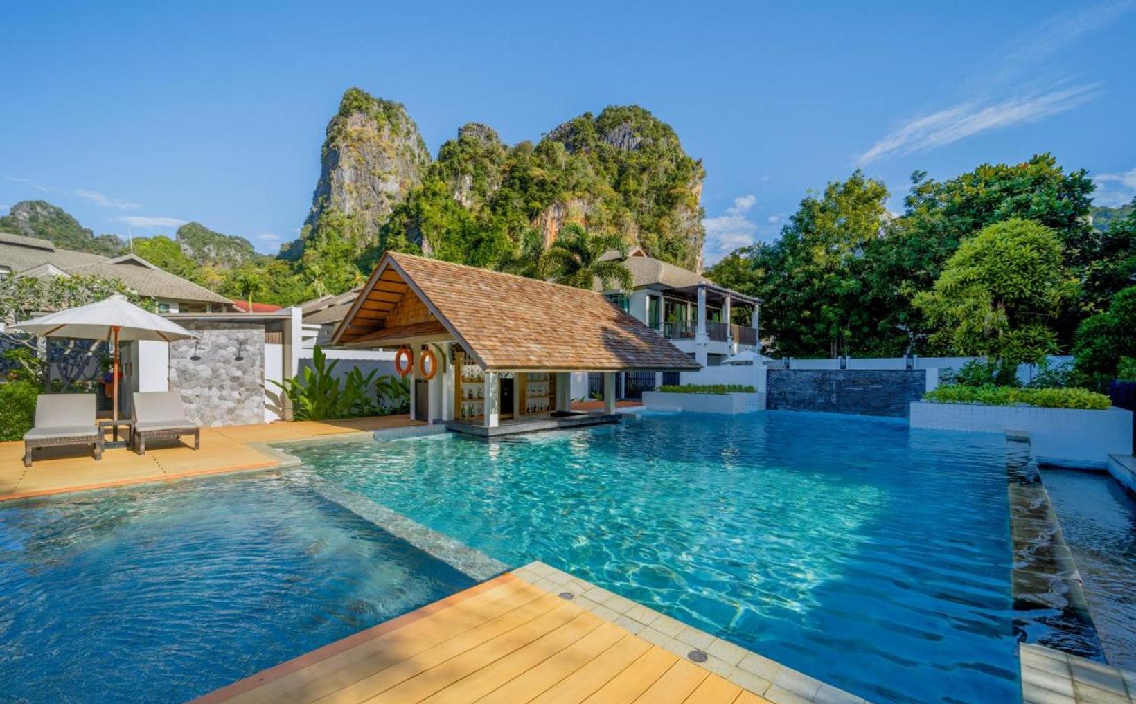 Bhu Nga Thani Resort & Villas Railay