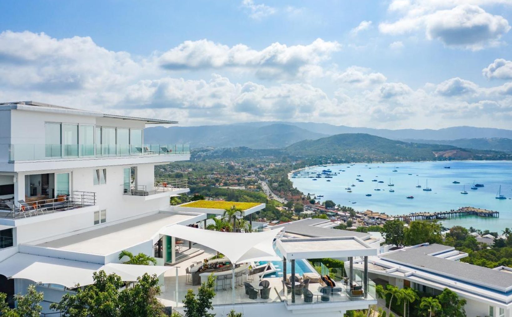 uniQue boutiQue Resort